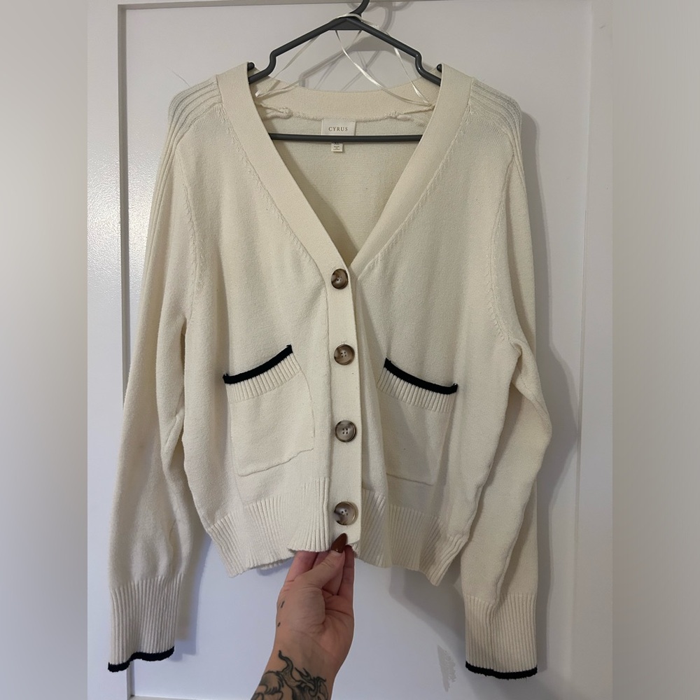 Cyrus Cardigan